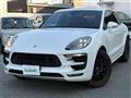 2016 Porsche Macan