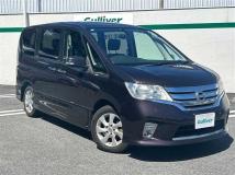 2011 Nissan Serena
