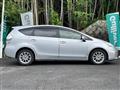 2011 Toyota PRIUS α