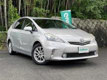 2011 Toyota PRIUS α