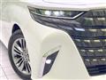 2025 Toyota Alphard Hybrid