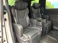 2025 Toyota Alphard Hybrid