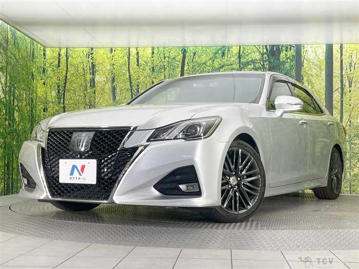 2015 Toyota Crown