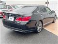 2013 Toyota Crown Hybrid