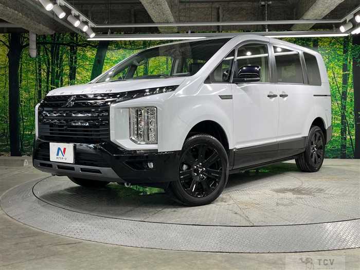 2024 Mitsubishi Delica D5