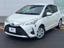 2017 Toyota Vitz