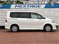 2008 Toyota Noah
