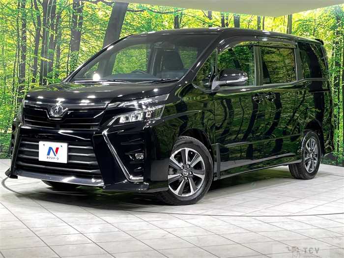 2017 Toyota Voxy