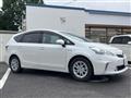 2011 Toyota PRIUS α