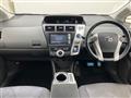2011 Toyota PRIUS α