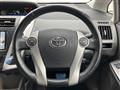 2011 Toyota PRIUS α