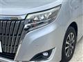 2017 Toyota Esquire