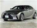 2021 Lexus IS