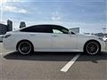 2019 Toyota Crown Hybrid