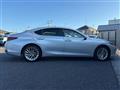 2019 Lexus ES