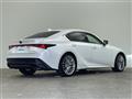 2021 Lexus IS