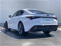 2022 Lexus IS