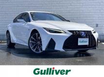 2022 Lexus IS