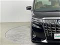 2022 Toyota Alphard Hybrid