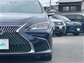 2019 Lexus ES