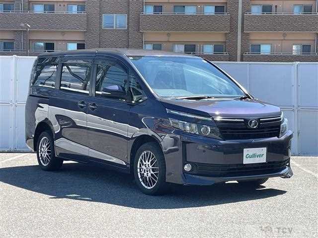 2015 Toyota Voxy