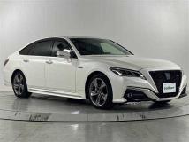 2019 Toyota Crown Hybrid