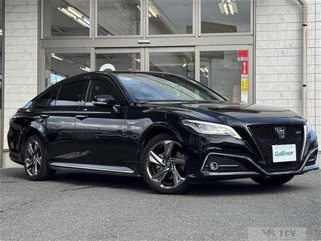 2018 Toyota Crown Hybrid