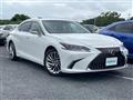 2019 Lexus ES