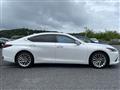 2019 Lexus ES