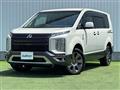 2020 Mitsubishi Delica D5