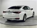 2019 Lexus ES