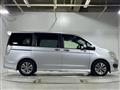 2013 Honda Step WGN