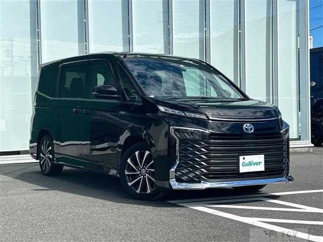 2023 Toyota Voxy