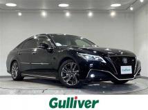 2020 Toyota Crown Hybrid