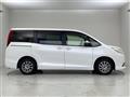 2015 Toyota Noah