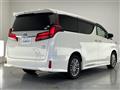 2020 Toyota Alphard Hybrid