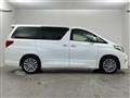 2013 Toyota Alphard