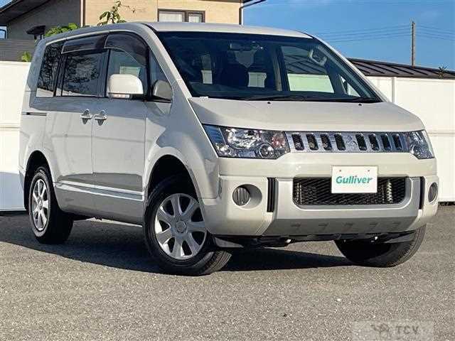 2015 Mitsubishi Delica D5