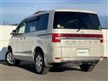 2015 Mitsubishi Delica D5
