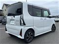 2022 Daihatsu Tanto