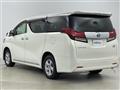 2016 Toyota Alphard Hybrid