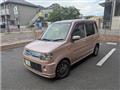 2010 Mitsubishi Toppo