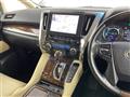 2021 Toyota Alphard Hybrid