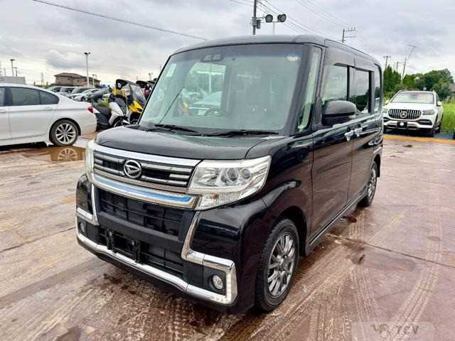 2019 Daihatsu Tanto Custom