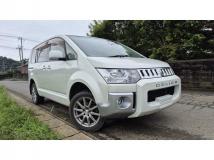 2017 Mitsubishi Delica D5
