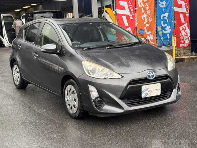 2015 Toyota AQUA