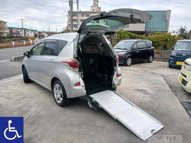 2014 Toyota Ractis