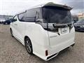 2015 Toyota Vellfire