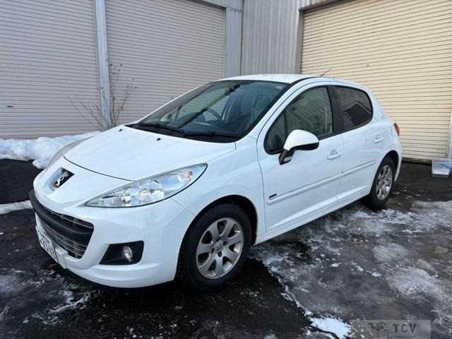 2012 Peugeot 207