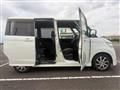2010 Nissan ROOX